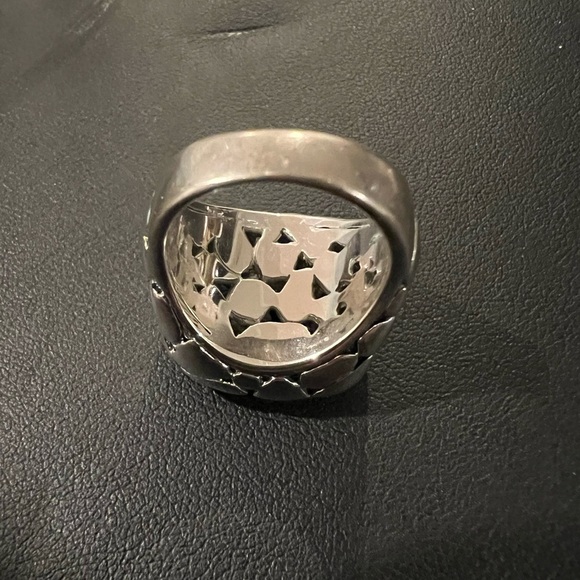 Premier Designs Dome Giraffe Ring in Silver Size 5.5 - Picture 4 of 4